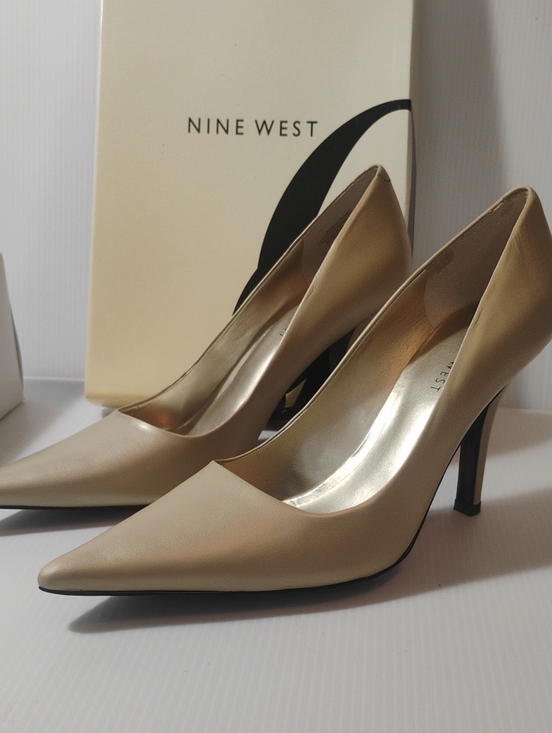 Nine West Shoes - Nine West Gold Matte Leather Pumps New In Box Size 7.5